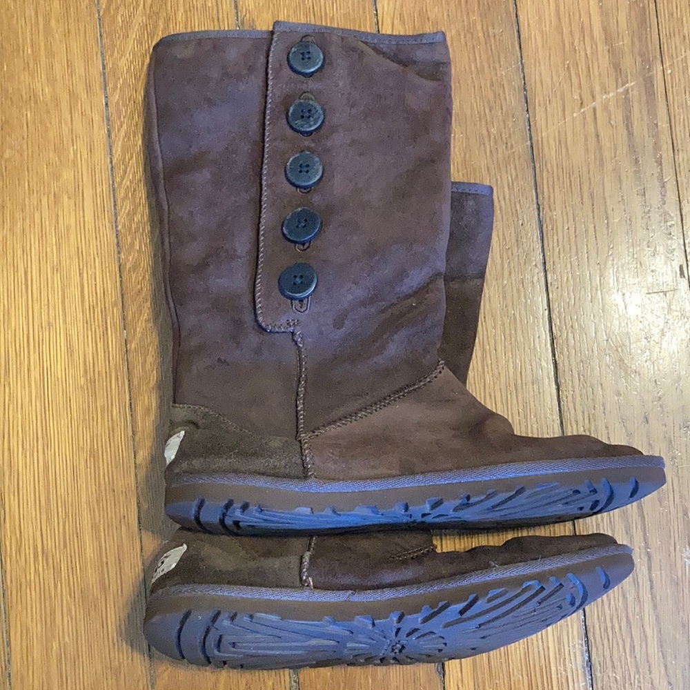 UGG boots size 6